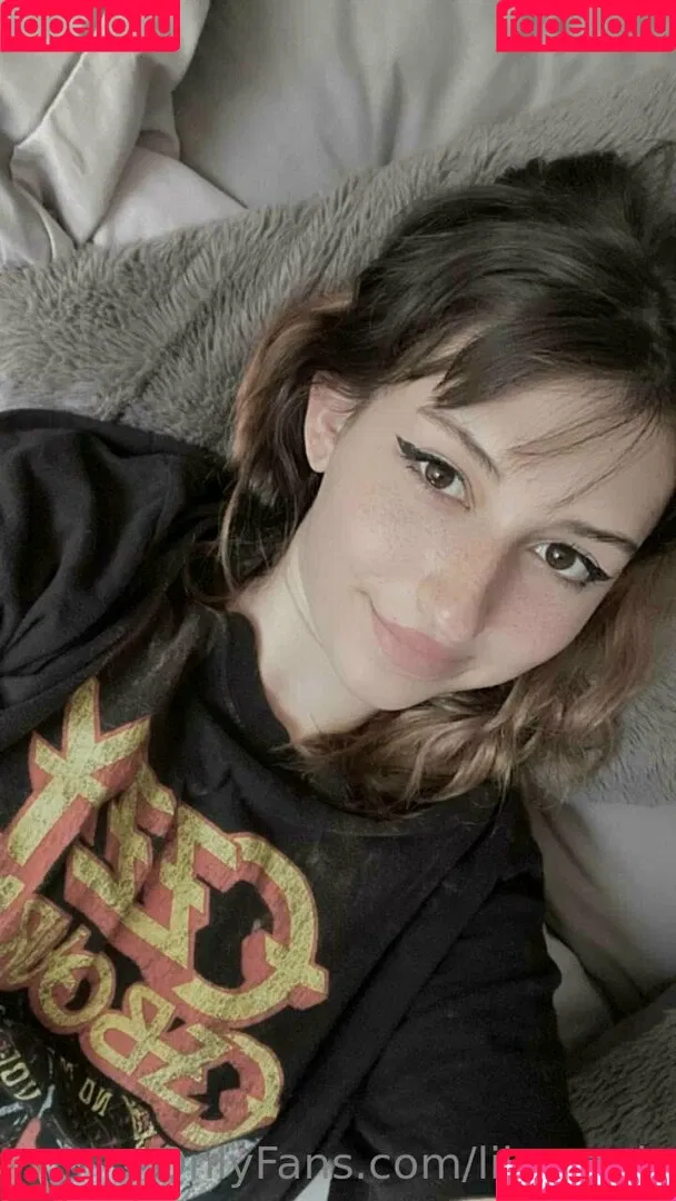 lilsaraah Onlyfans Photo Gallery 