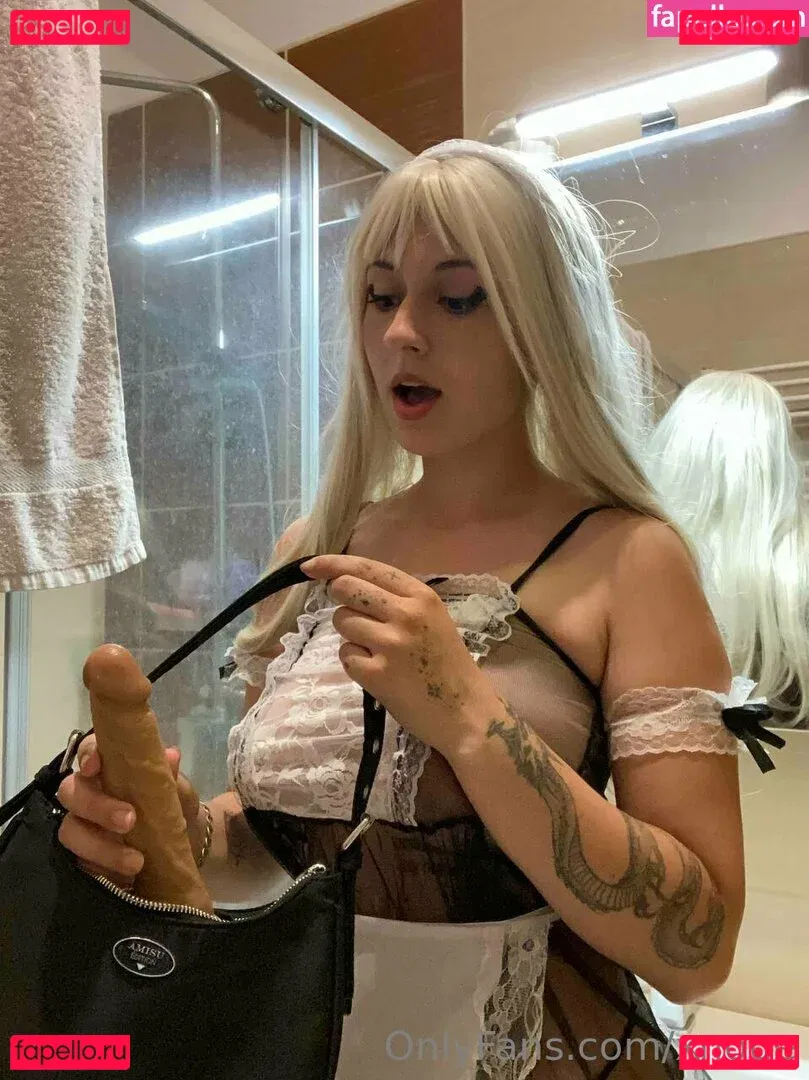 lilsaraah Onlyfans Photo Gallery 