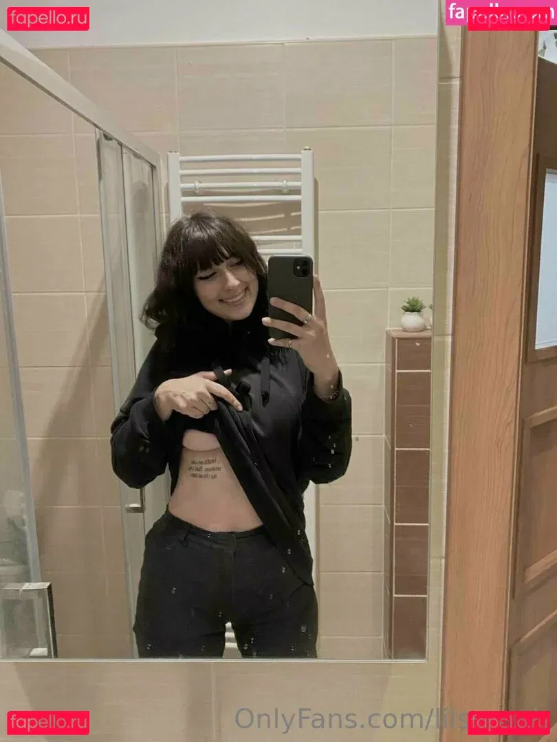 lilsaraah Onlyfans Photo Gallery 