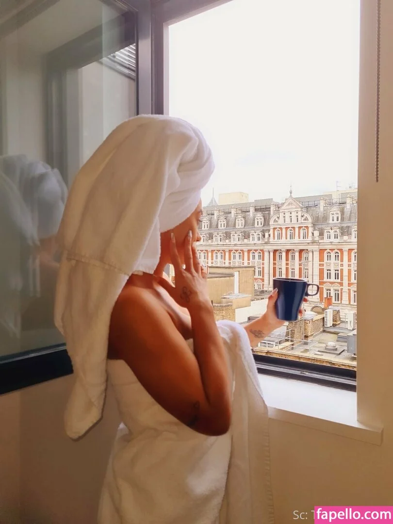 thetastytiffany Onlyfans Photo Gallery 