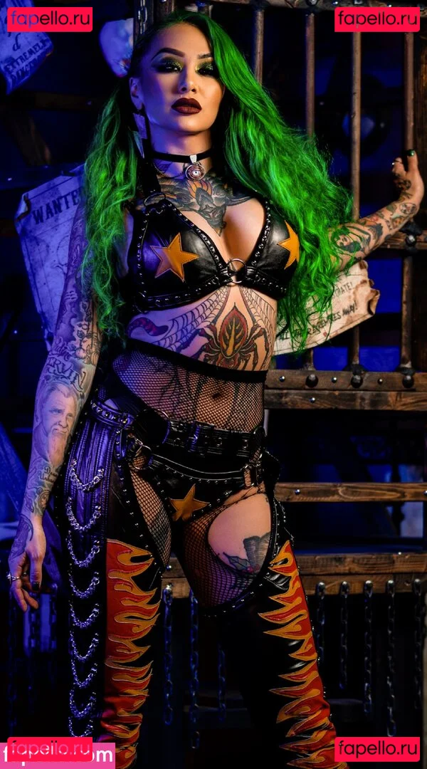 c.blkheart Onlyfans Photo Gallery 