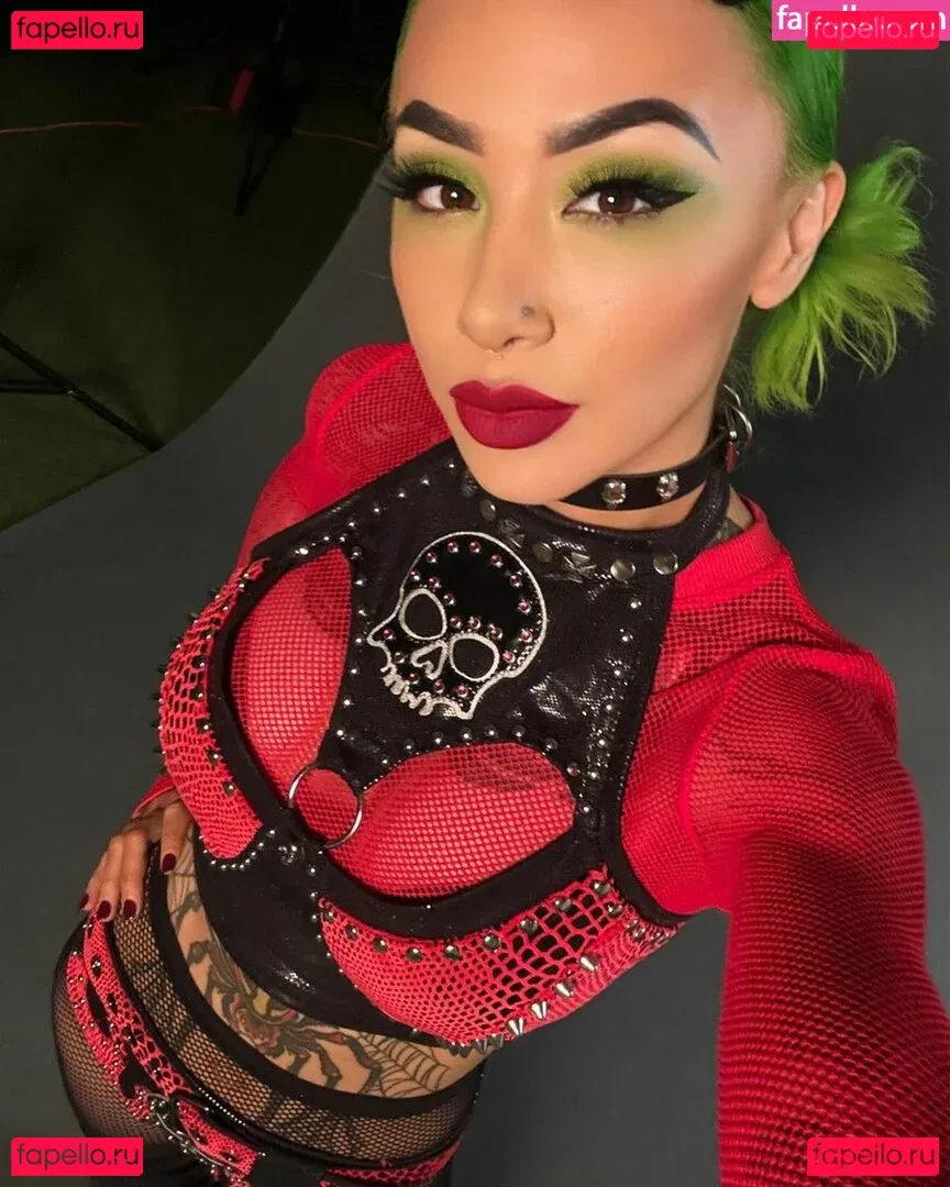 c.blkheart Onlyfans Photo Gallery 