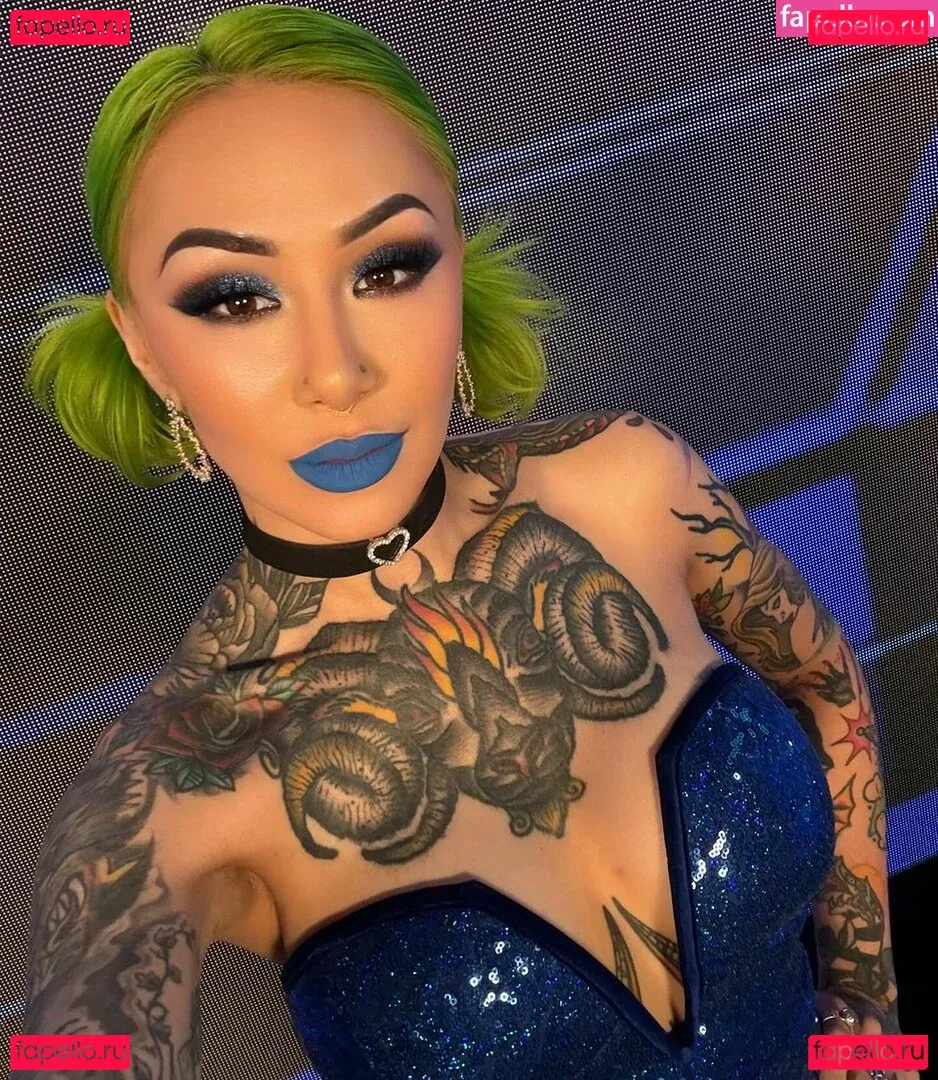 c.blkheart Onlyfans Photo Gallery 