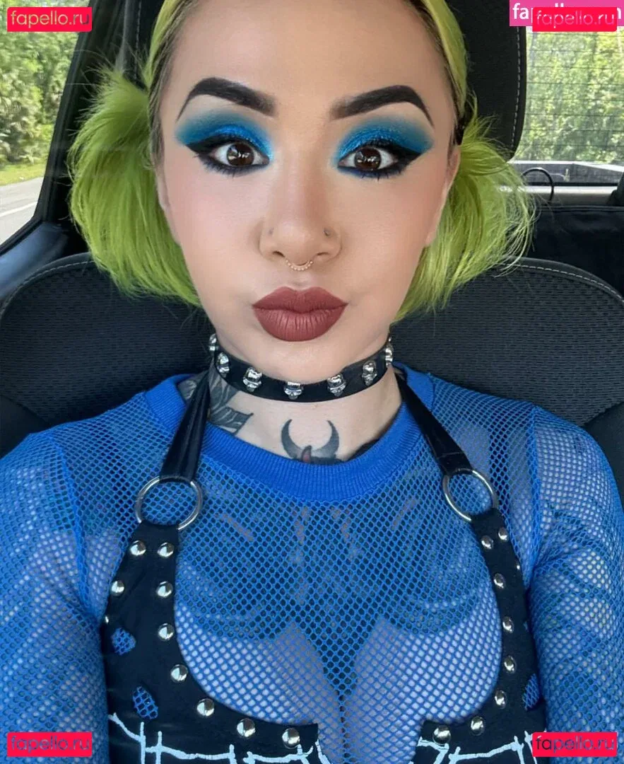 c.blkheart Onlyfans Photo Gallery 