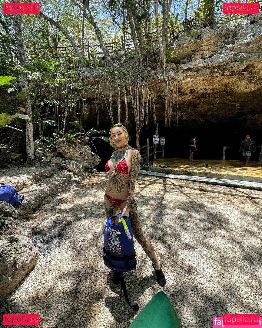 c.blkheart Onlyfans Photo Gallery 