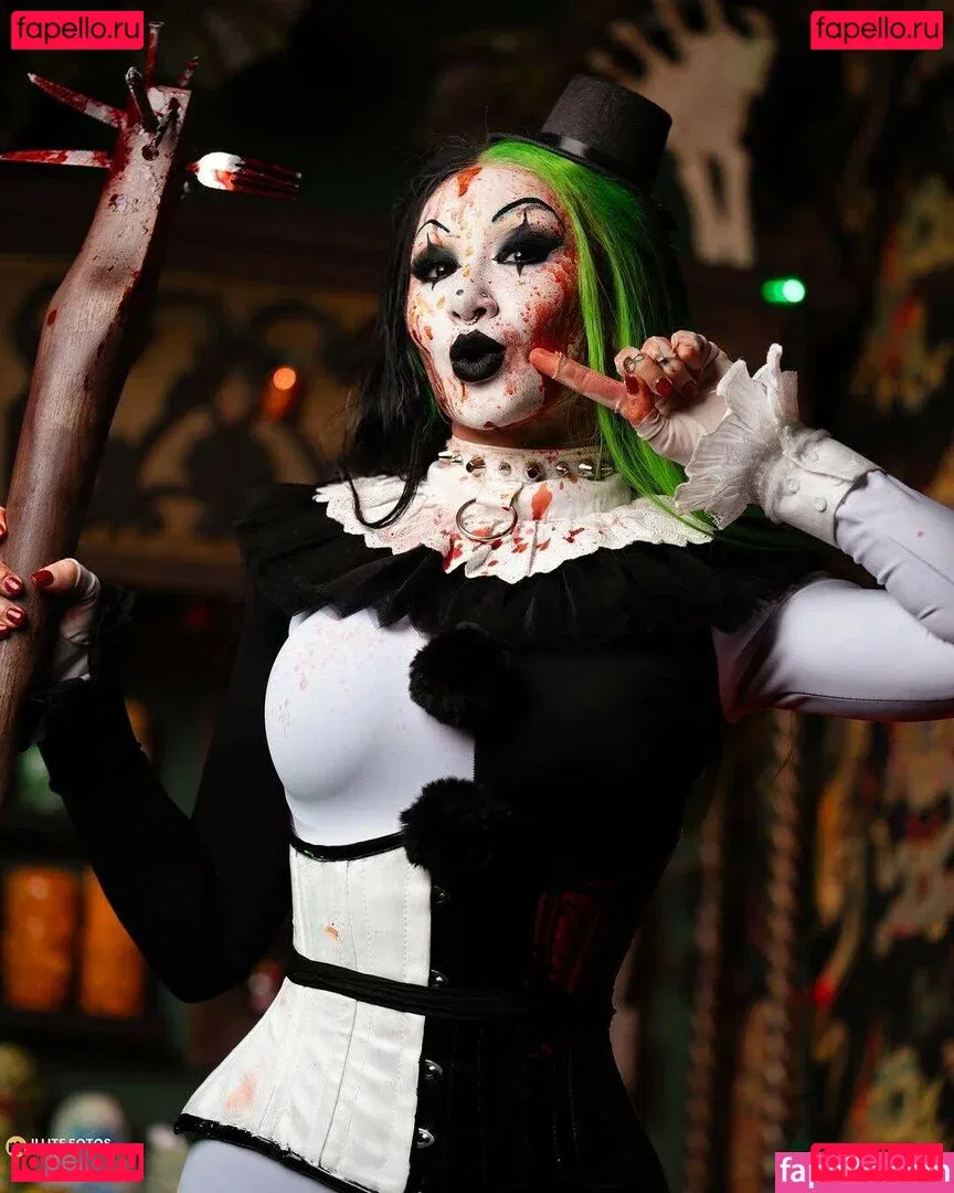 c.blkheart Onlyfans Photo Gallery 