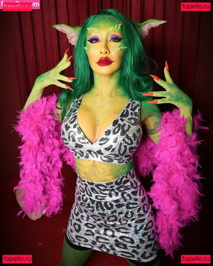 c.blkheart Onlyfans Photo Gallery 