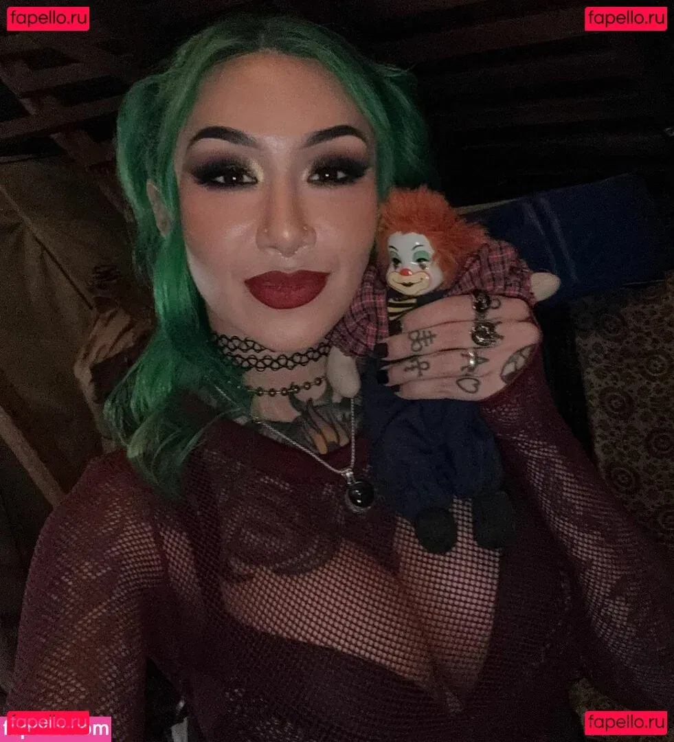 c.blkheart Onlyfans Photo Gallery 