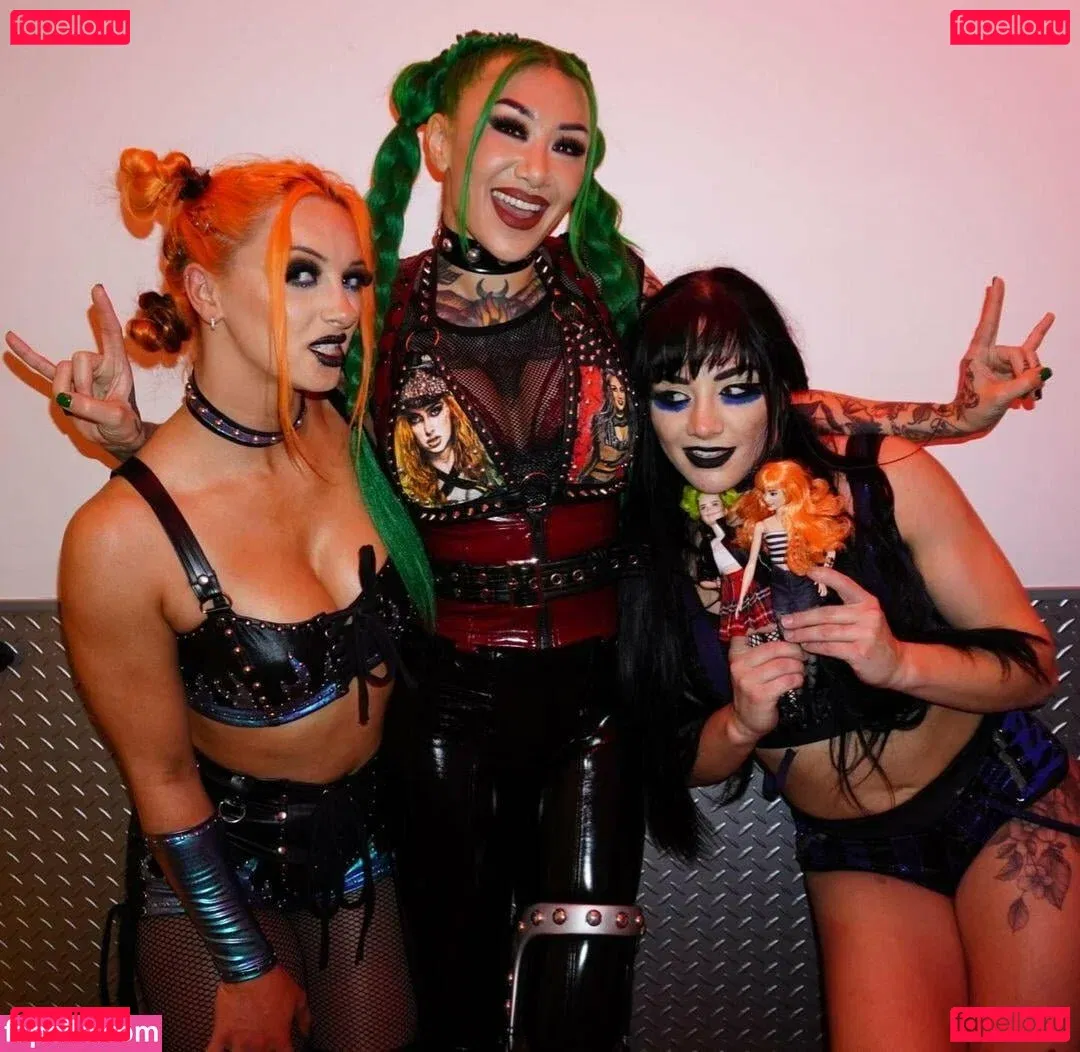 c.blkheart Onlyfans Photo Gallery 