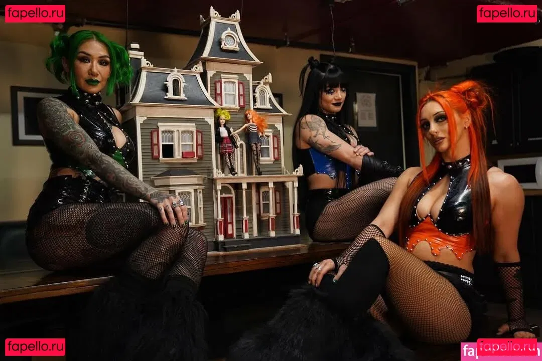 c.blkheart Onlyfans Photo Gallery 