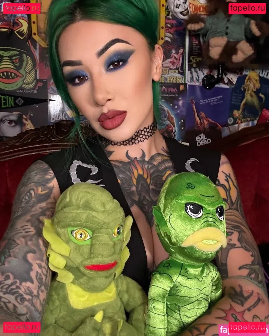 c.blkheart Onlyfans Photo Gallery 