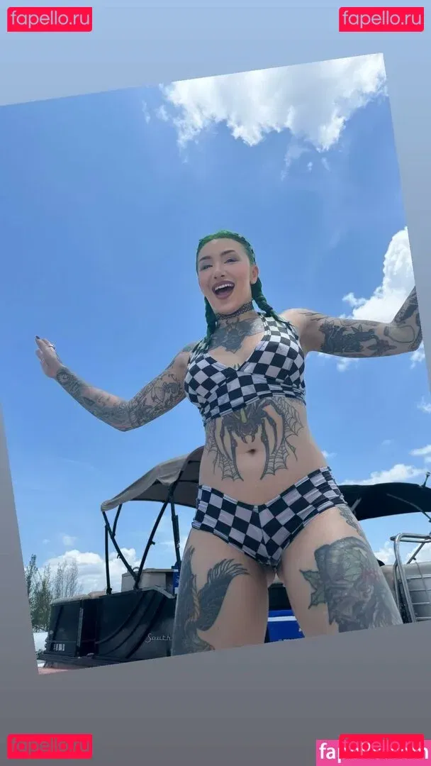 c.blkheart Onlyfans Photo Gallery 