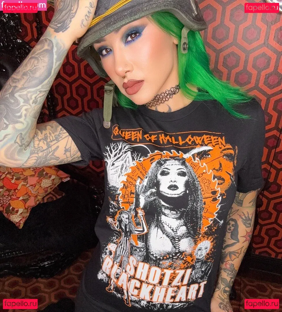 c.blkheart Onlyfans Photo Gallery 