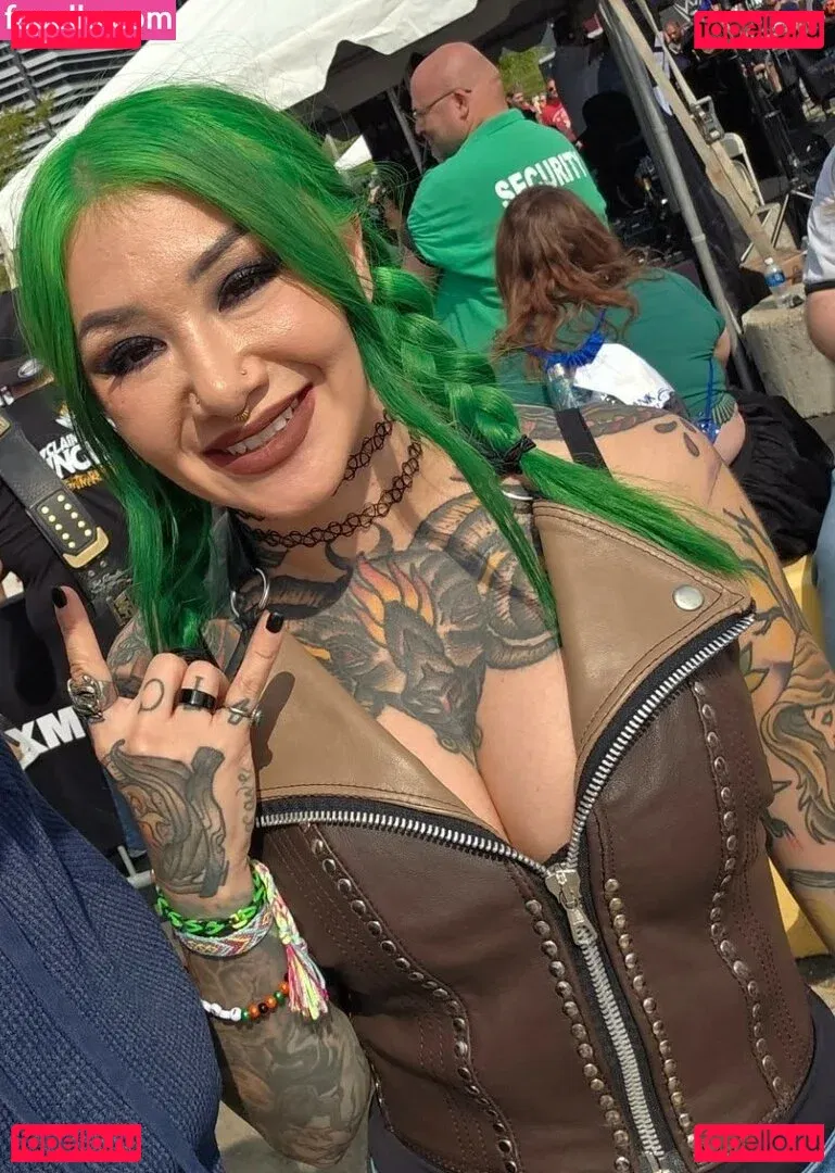 c.blkheart Onlyfans Photo Gallery 