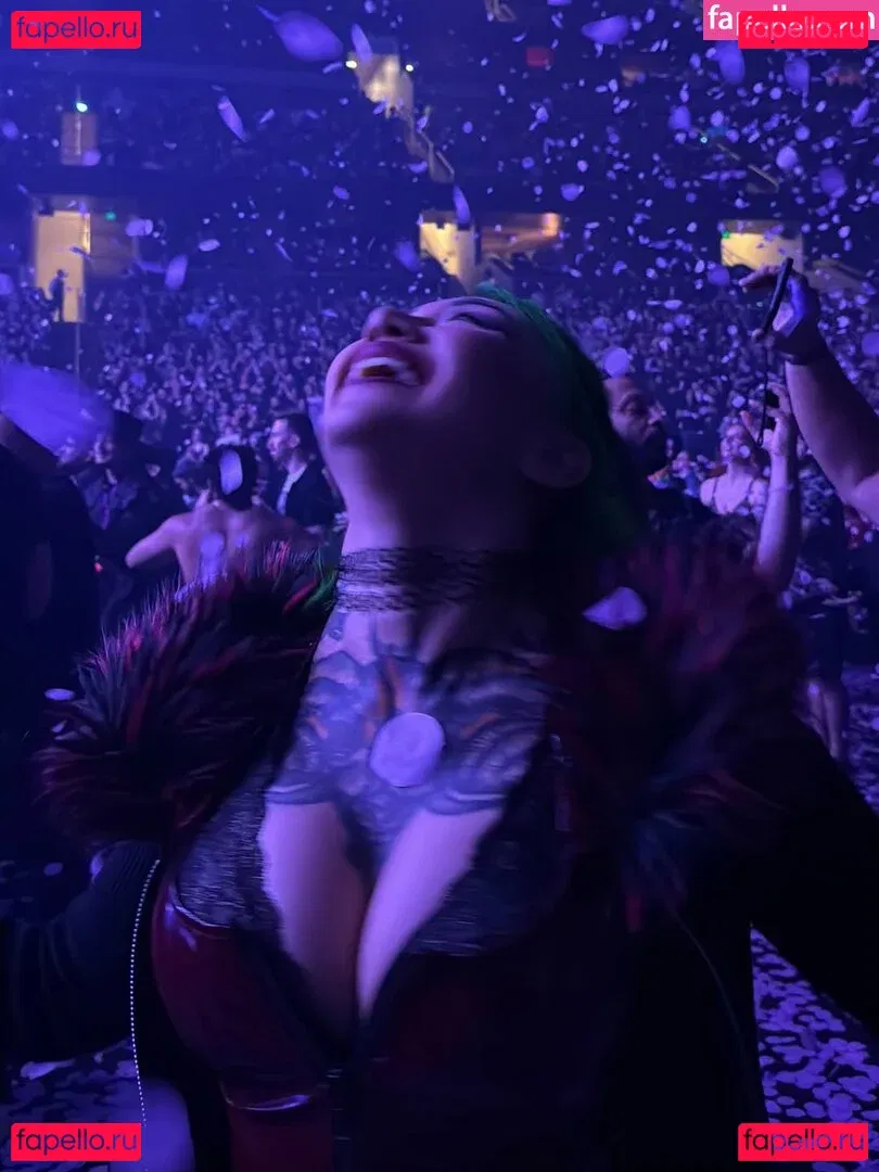 c.blkheart Onlyfans Photo Gallery 