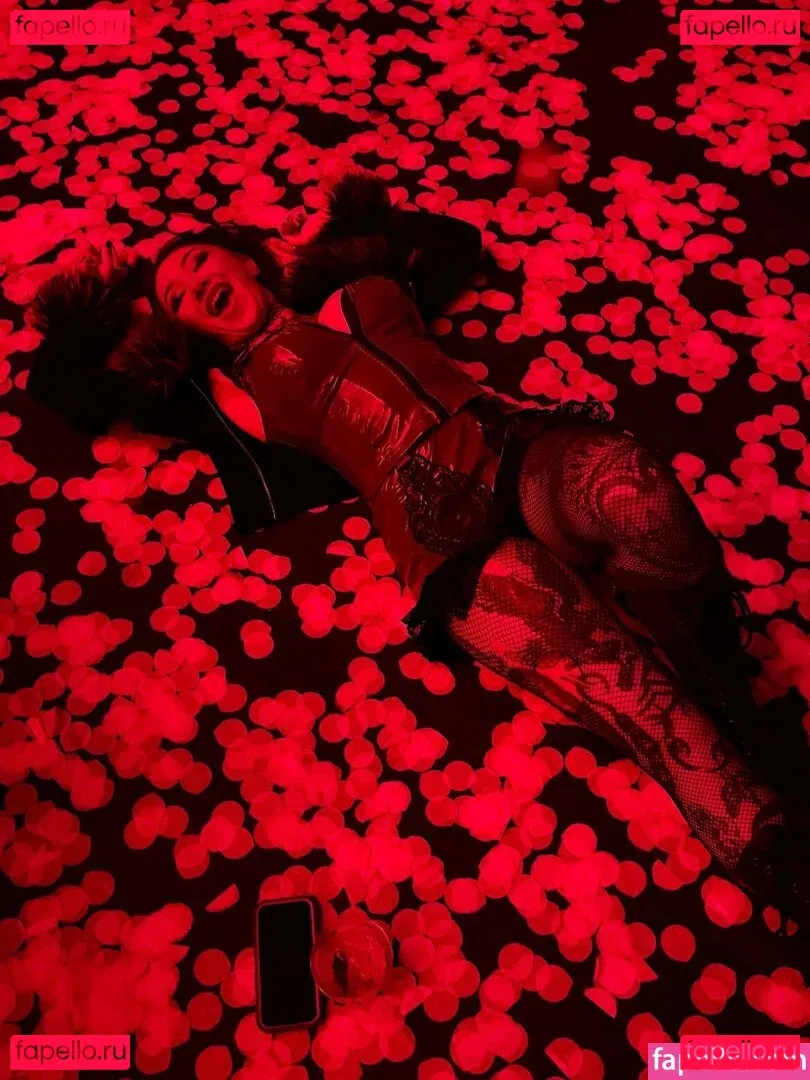 c.blkheart Onlyfans Photo Gallery 