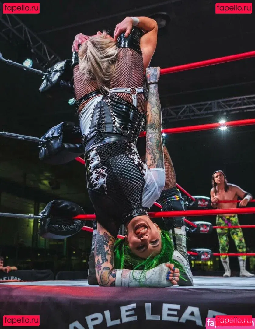 c.blkheart Onlyfans Photo Gallery 