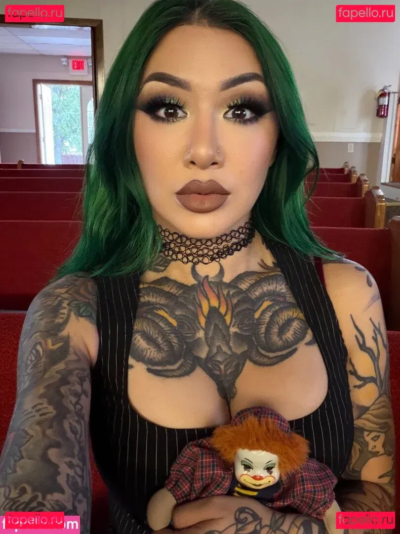 c.blkheart Onlyfans Photo Gallery 