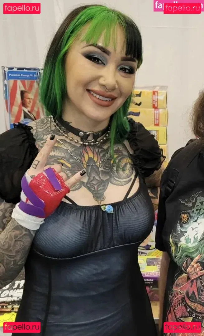 c.blkheart Onlyfans Photo Gallery 