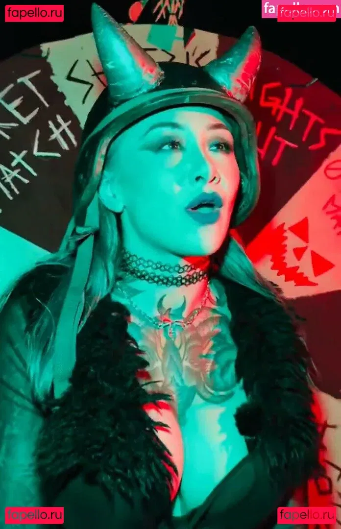 c.blkheart Onlyfans Photo Gallery 