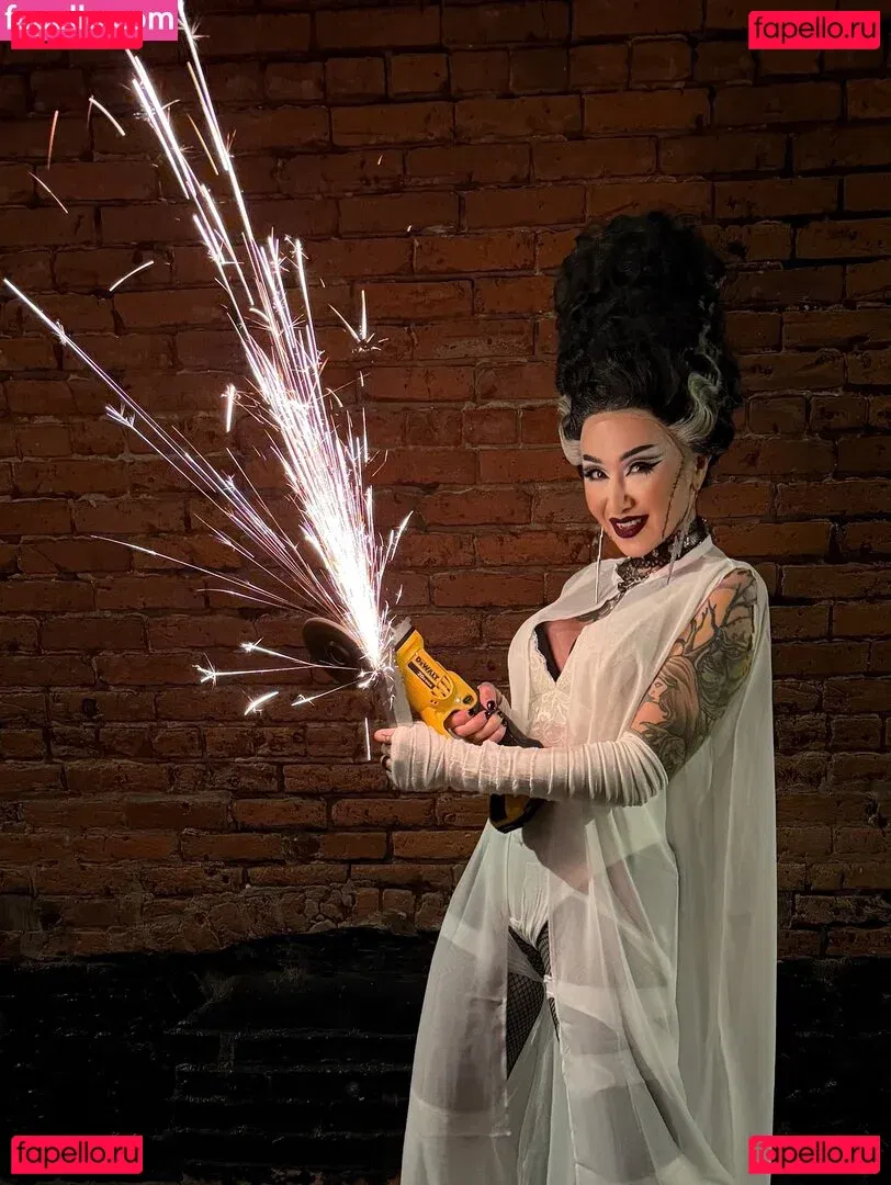 c.blkheart Onlyfans Photo Gallery 