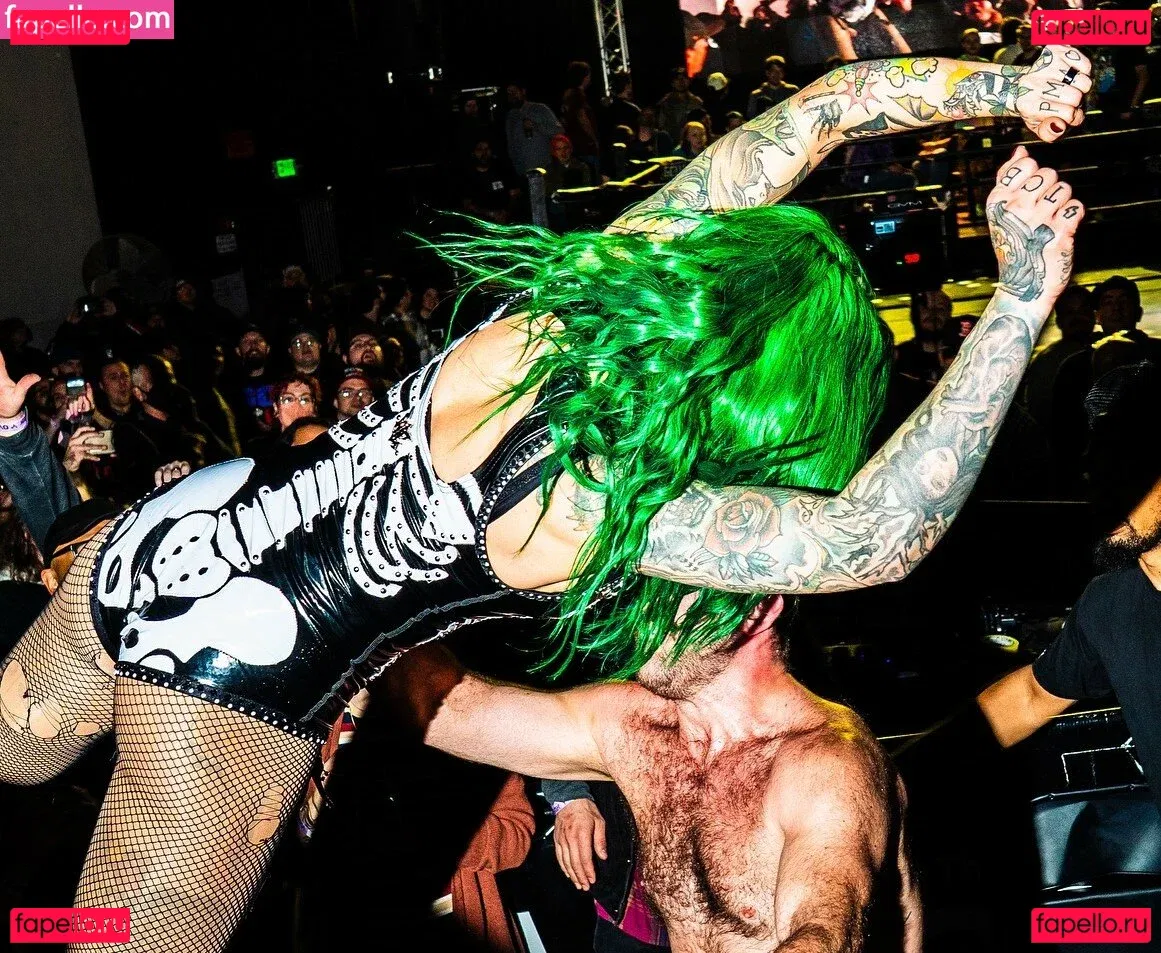 c.blkheart Onlyfans Photo Gallery 