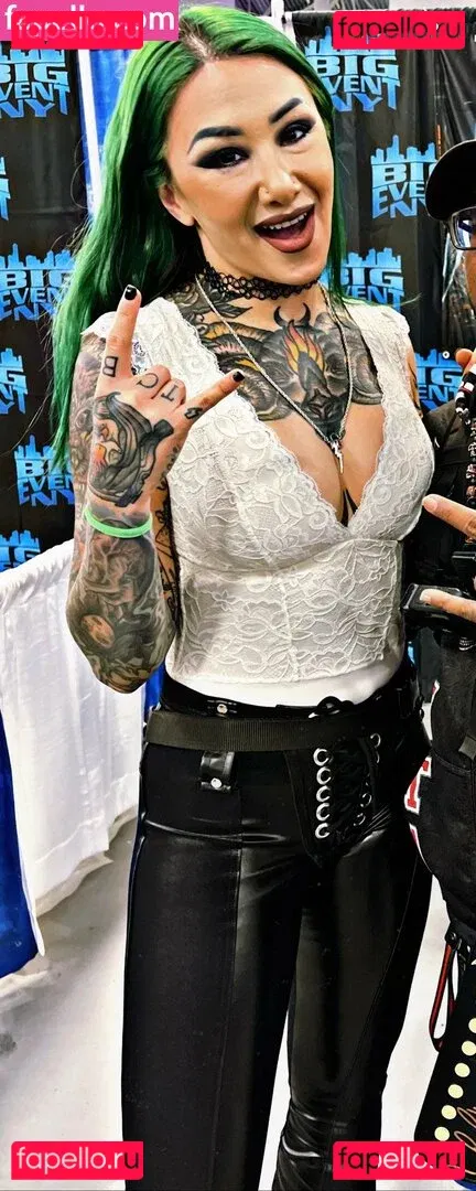 c.blkheart Onlyfans Photo Gallery 