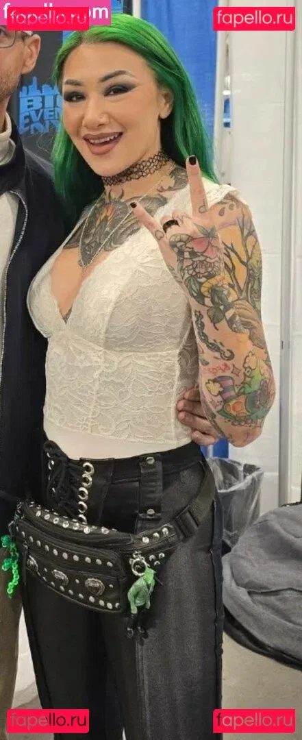 c.blkheart Onlyfans Photo Gallery 