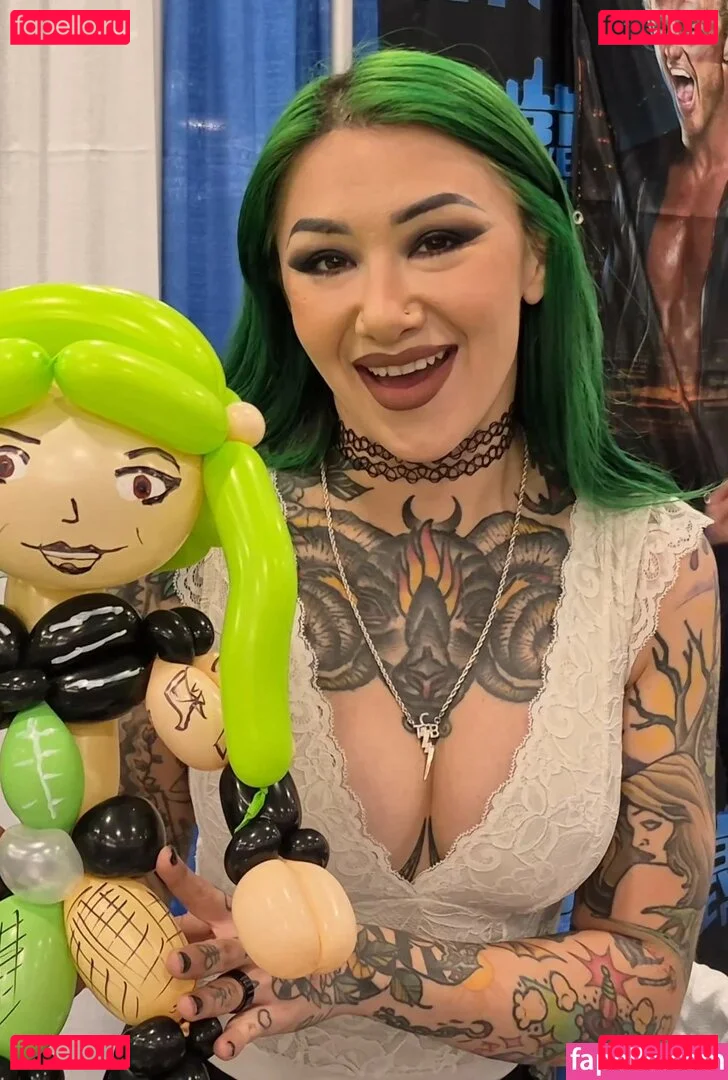 c.blkheart Onlyfans Photo Gallery 