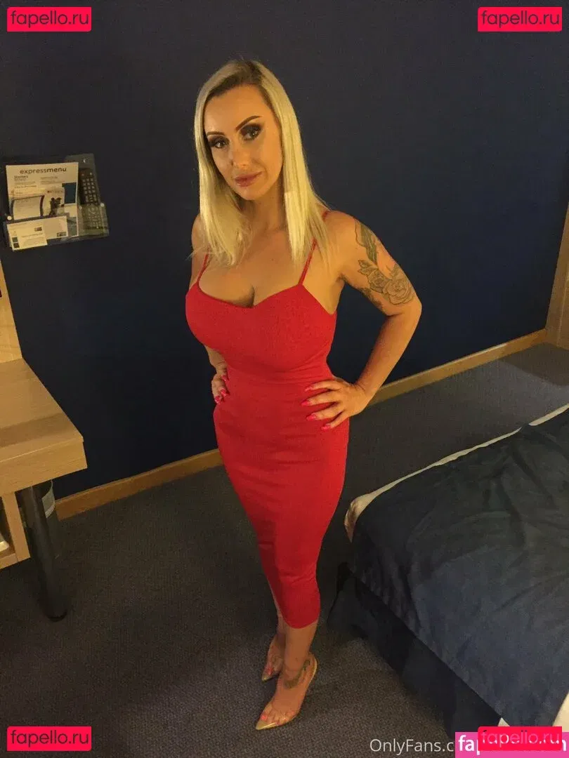 naughtymother Onlyfans Photo Gallery 