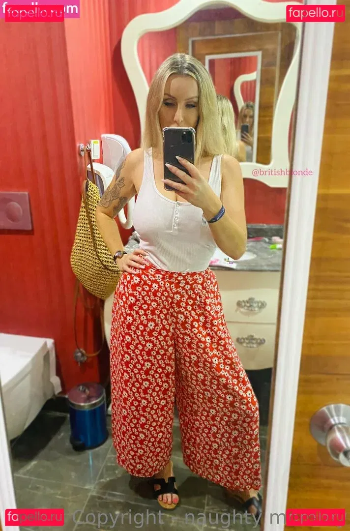 naughtymother Onlyfans Photo Gallery 