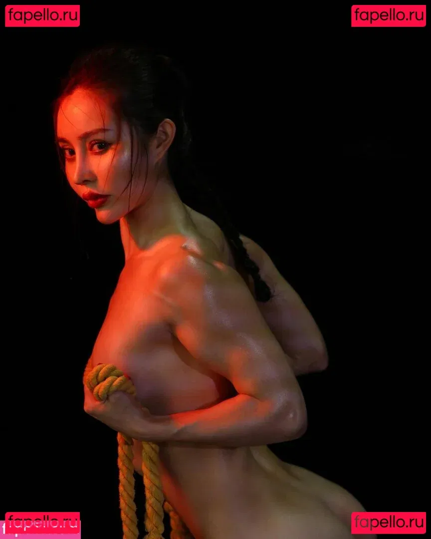 Yuna XS Onlyfans Photo Gallery 