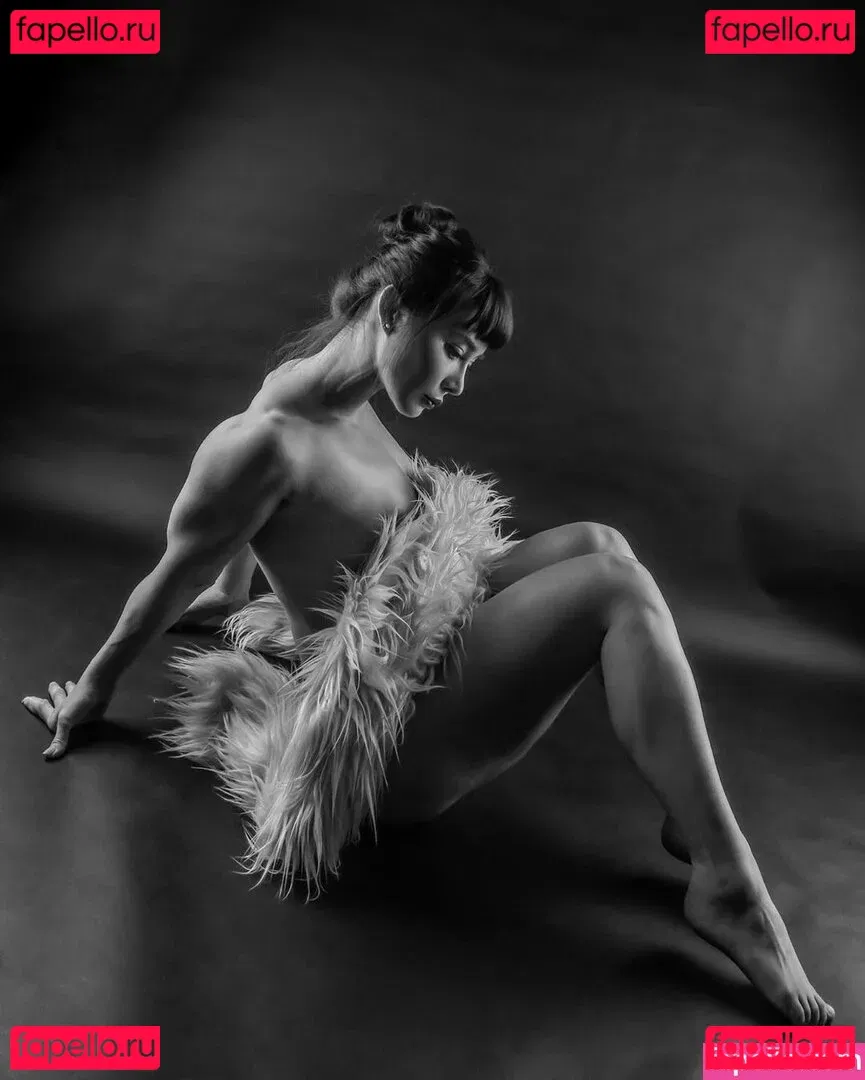 Yuna XS Onlyfans Photo Gallery 