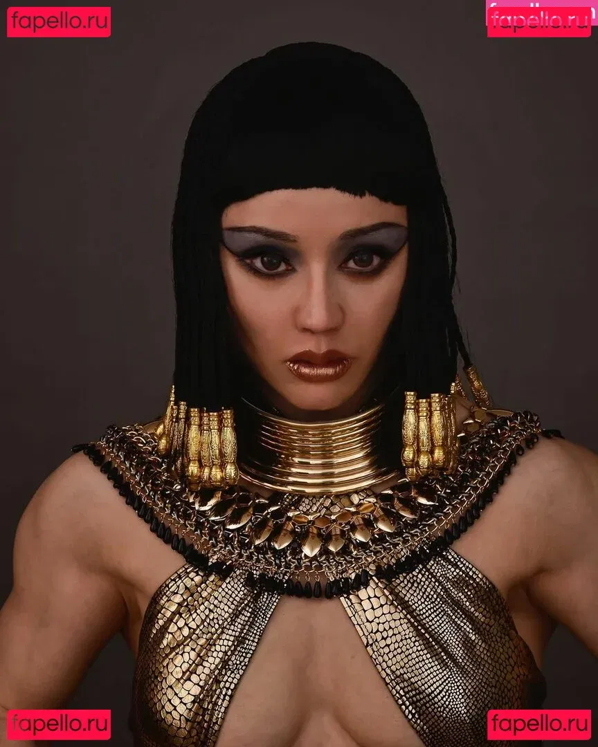 Yuna XS Onlyfans Photo Gallery 