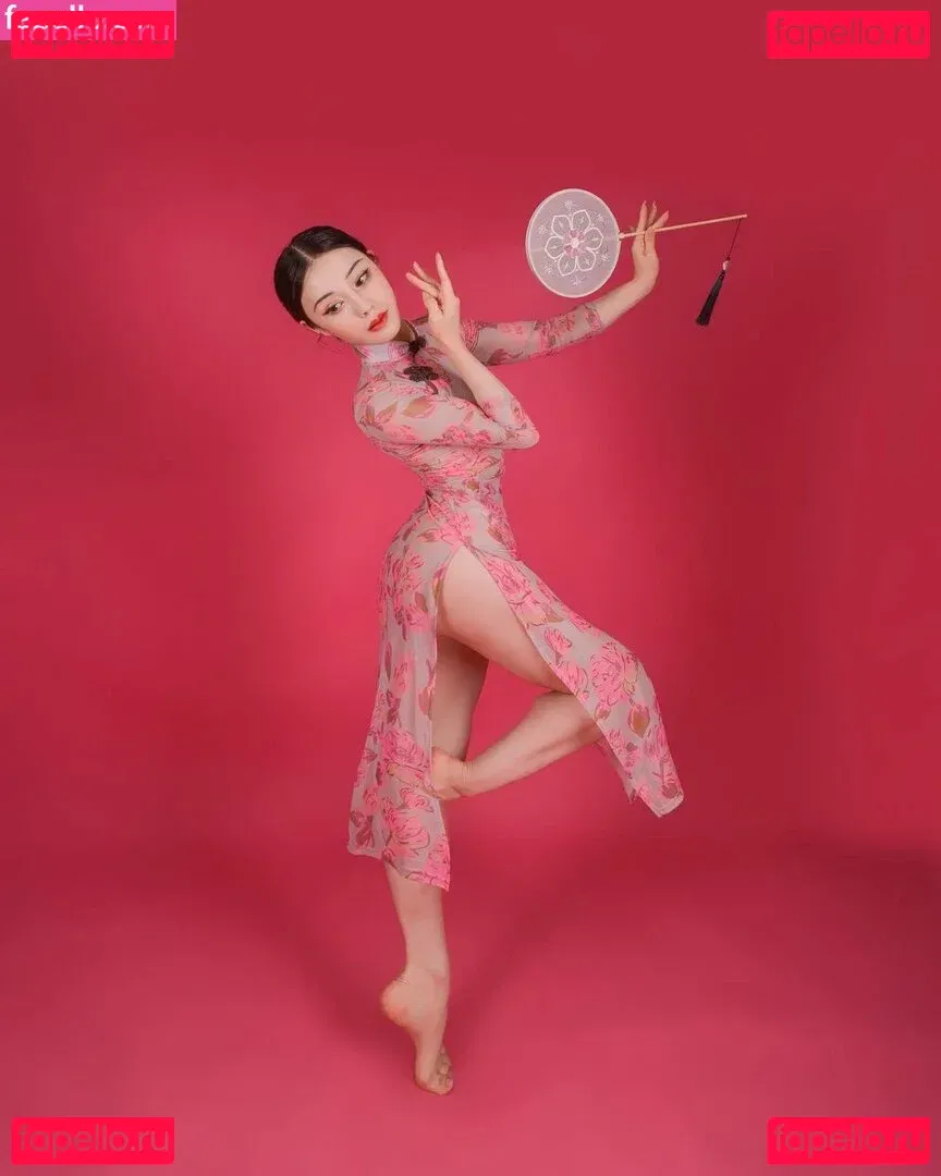 Yuna XS Onlyfans Photo Gallery 