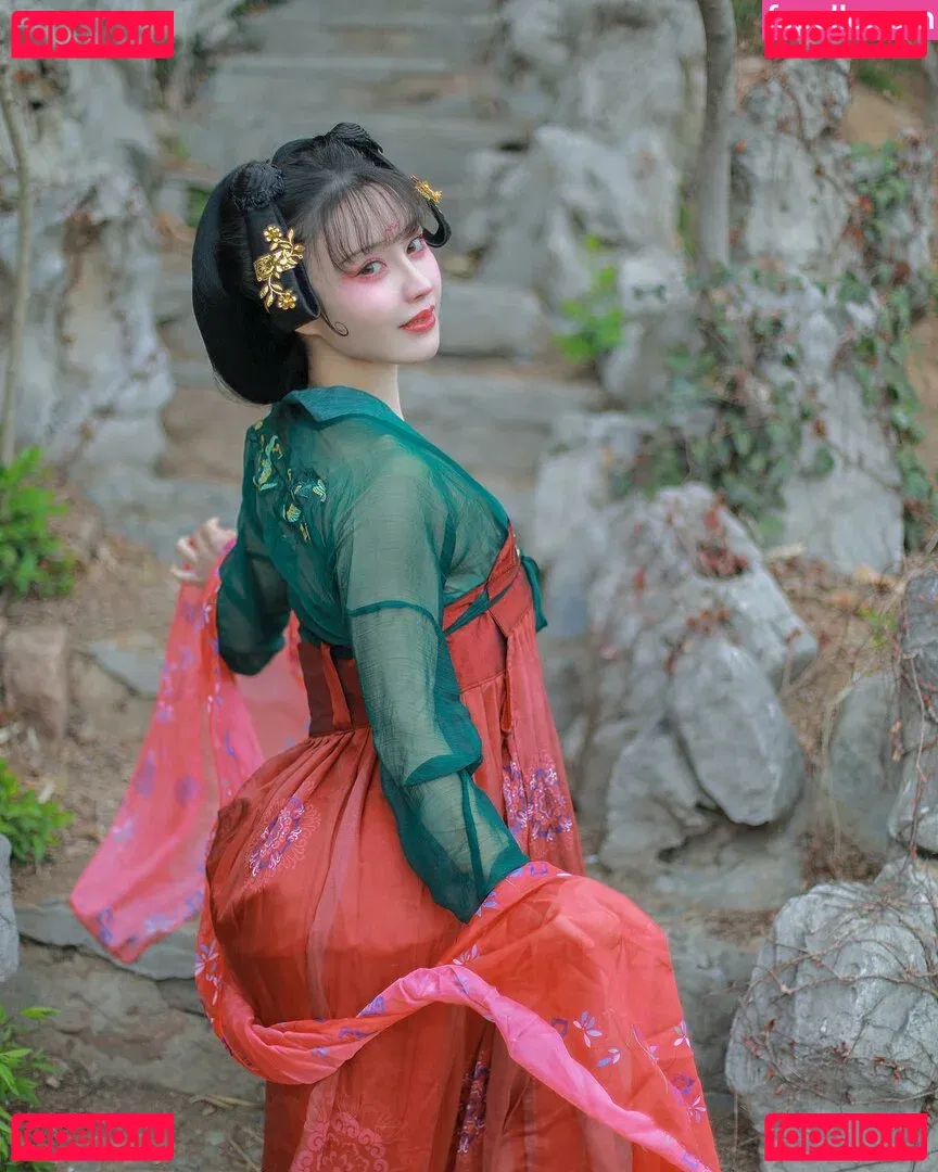 Yuna XS Onlyfans Photo Gallery 