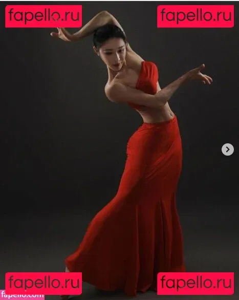 Yuna XS Onlyfans Photo Gallery 