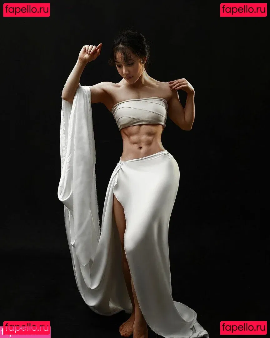 Yuna XS Onlyfans Photo Gallery 