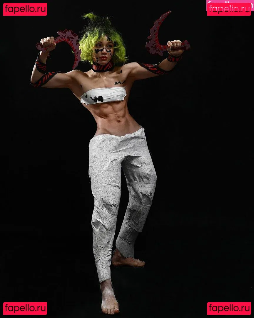 Yuna XS Onlyfans Photo Gallery 