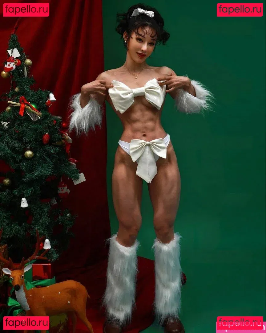 Yuna XS Onlyfans Photo Gallery 