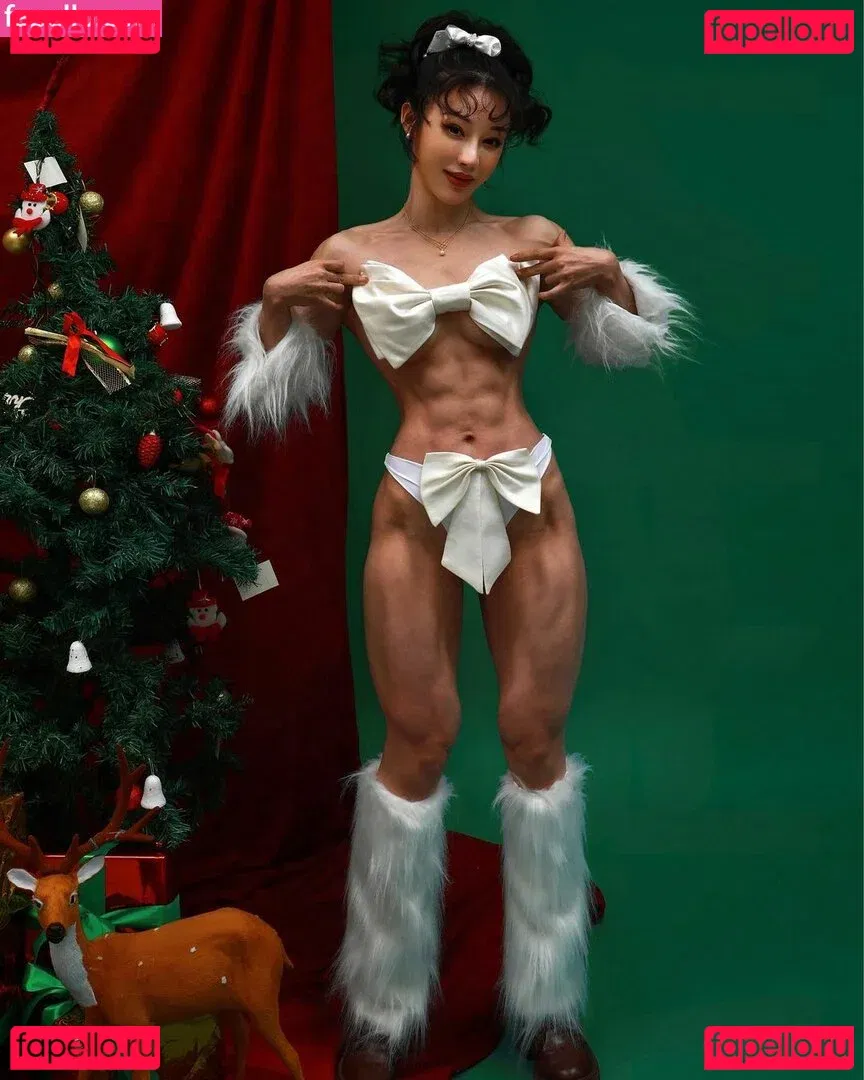 Yuna XS Onlyfans Photo Gallery 