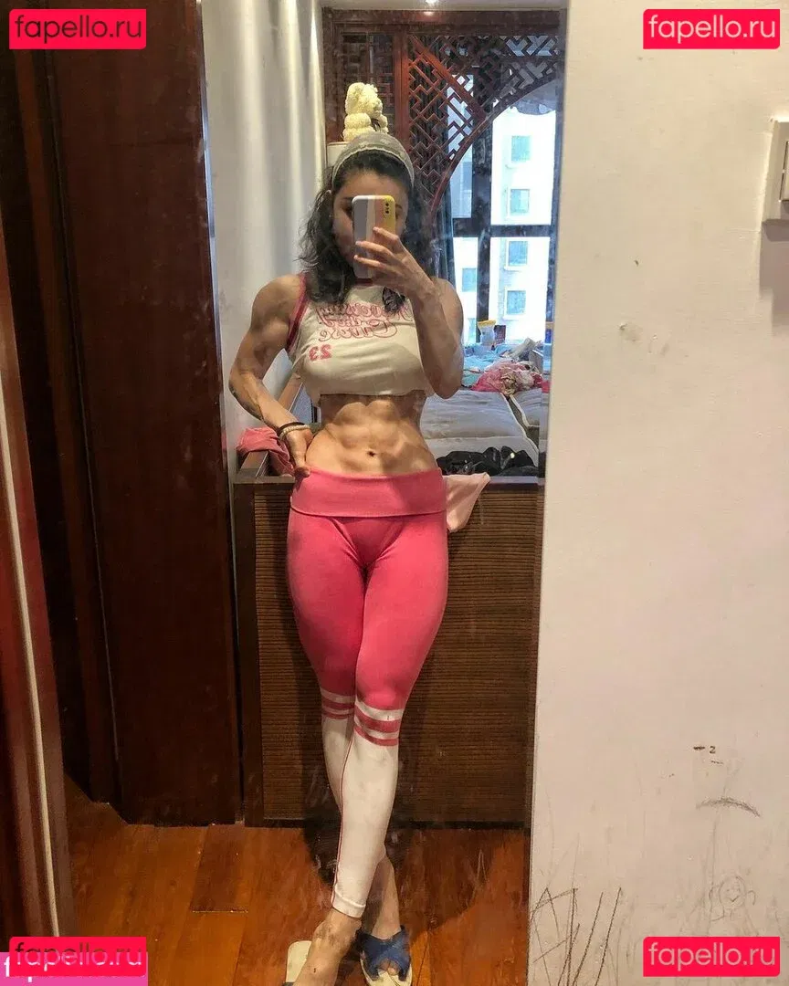 Yuna XS Onlyfans Photo Gallery 