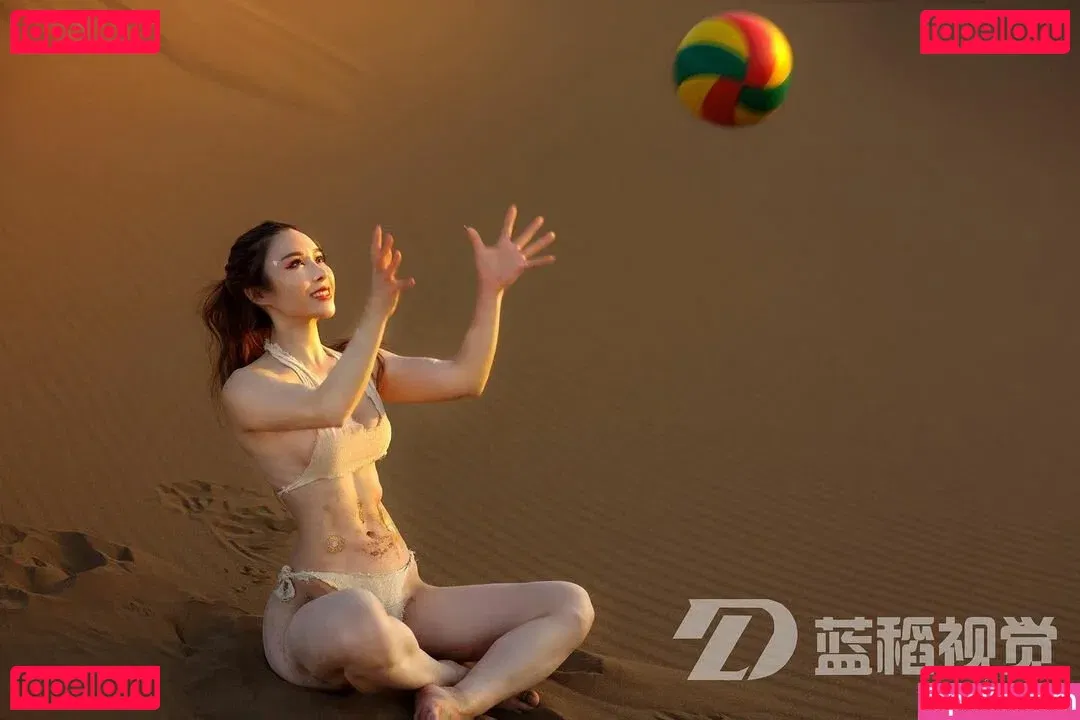 Yuna XS Onlyfans Photo Gallery 