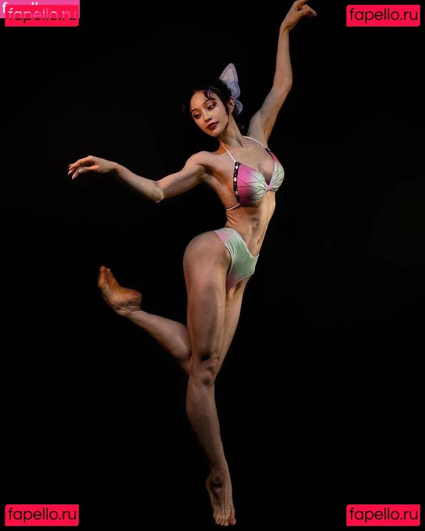 Yuna XS Onlyfans Photo Gallery 