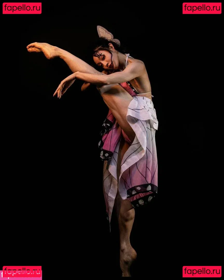 Yuna XS Onlyfans Photo Gallery 