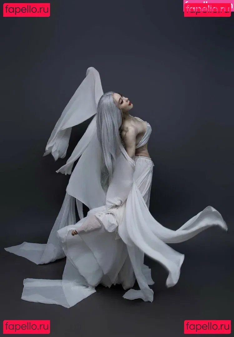 Yuna XS Onlyfans Photo Gallery 