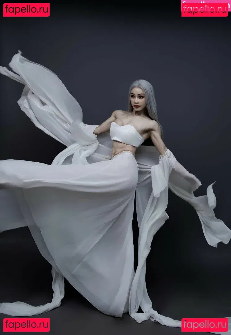 Yuna XS Onlyfans Photo Gallery 