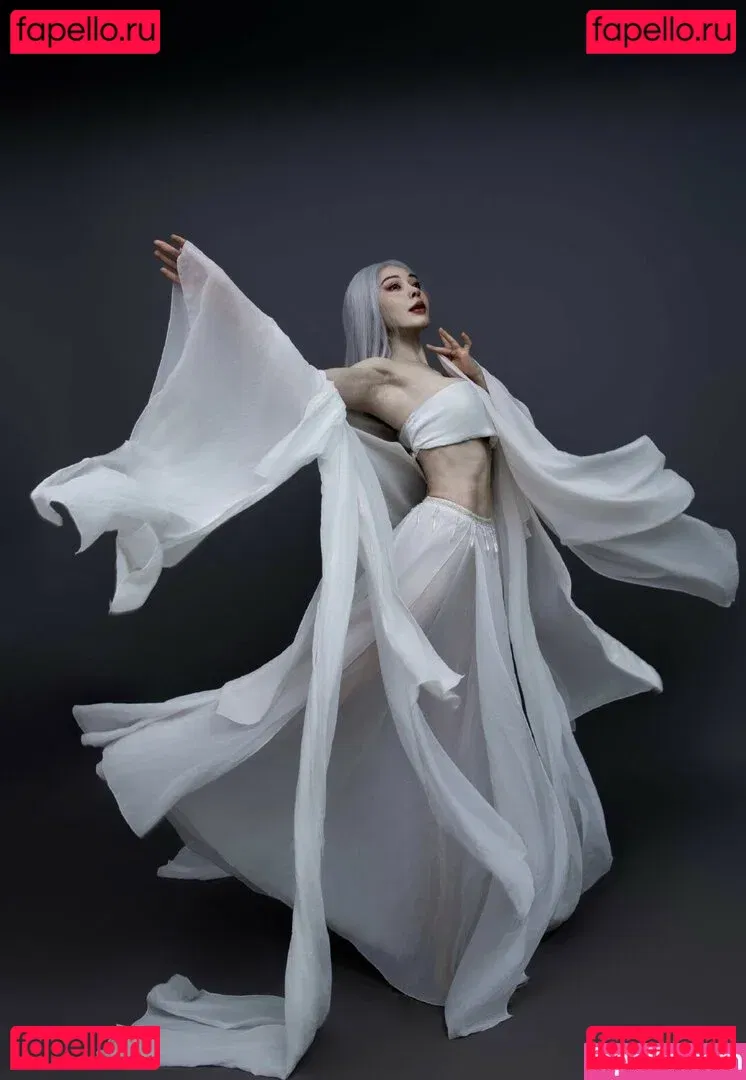 Yuna XS Onlyfans Photo Gallery 