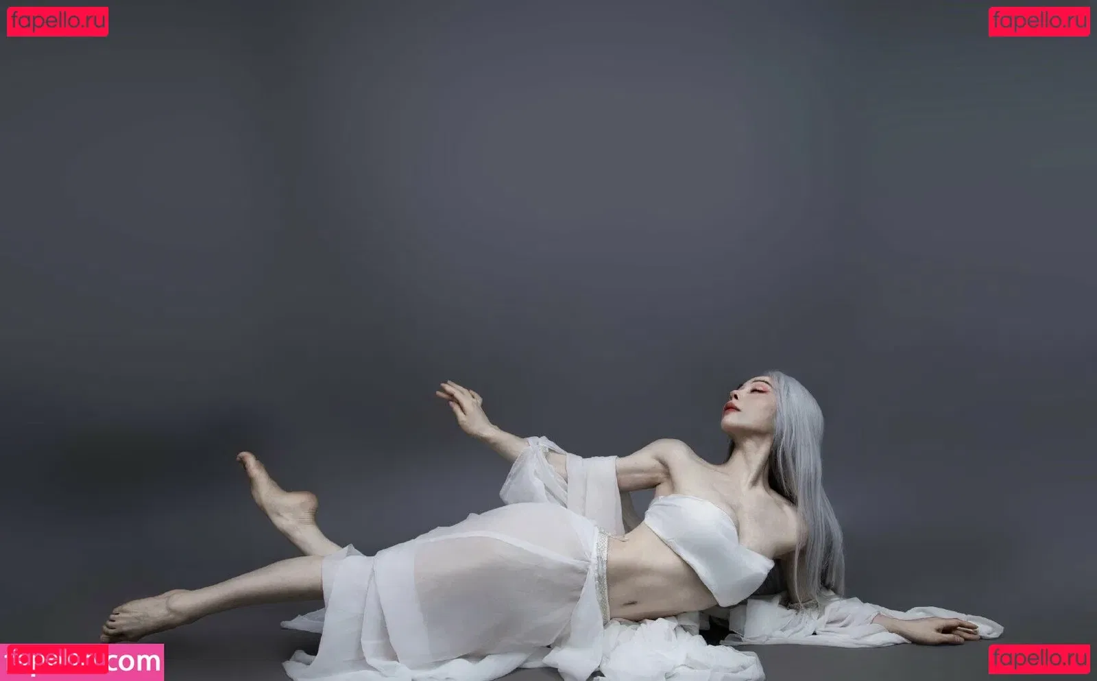 Yuna XS Onlyfans Photo Gallery 