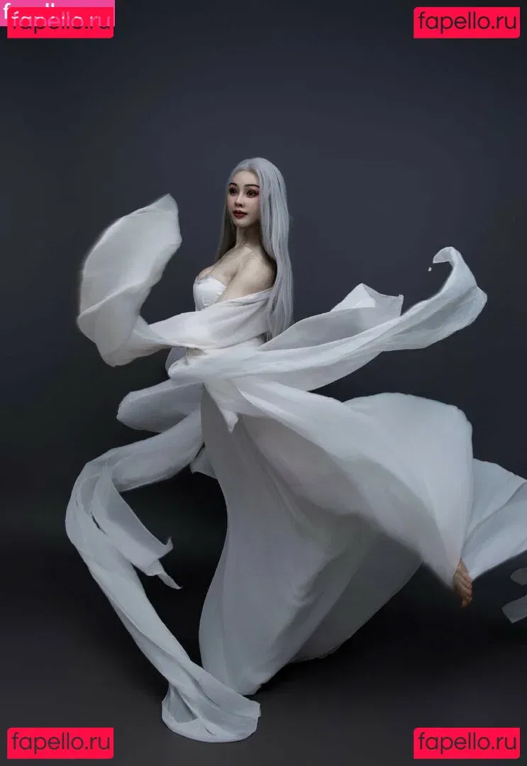 Yuna XS Onlyfans Photo Gallery 